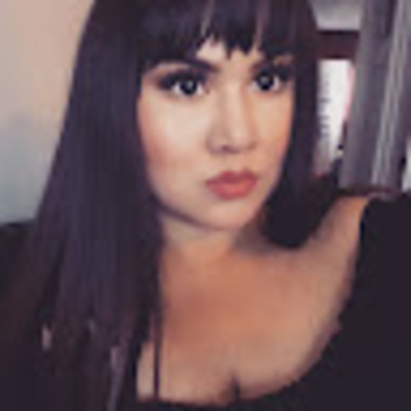 Meet your Posher, Tanicia - Picture 1 of 1